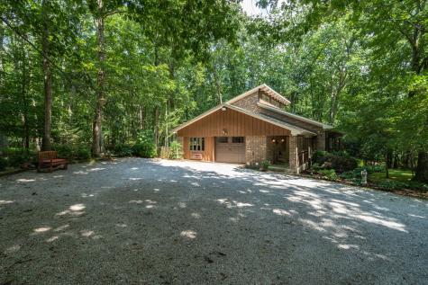 290 Claras Point Road Sewanee TN 37375
