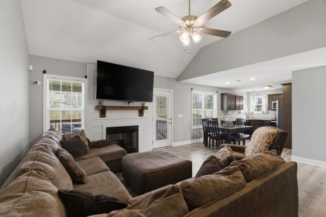 1305 Sussex Drive Clarksville TN 37042