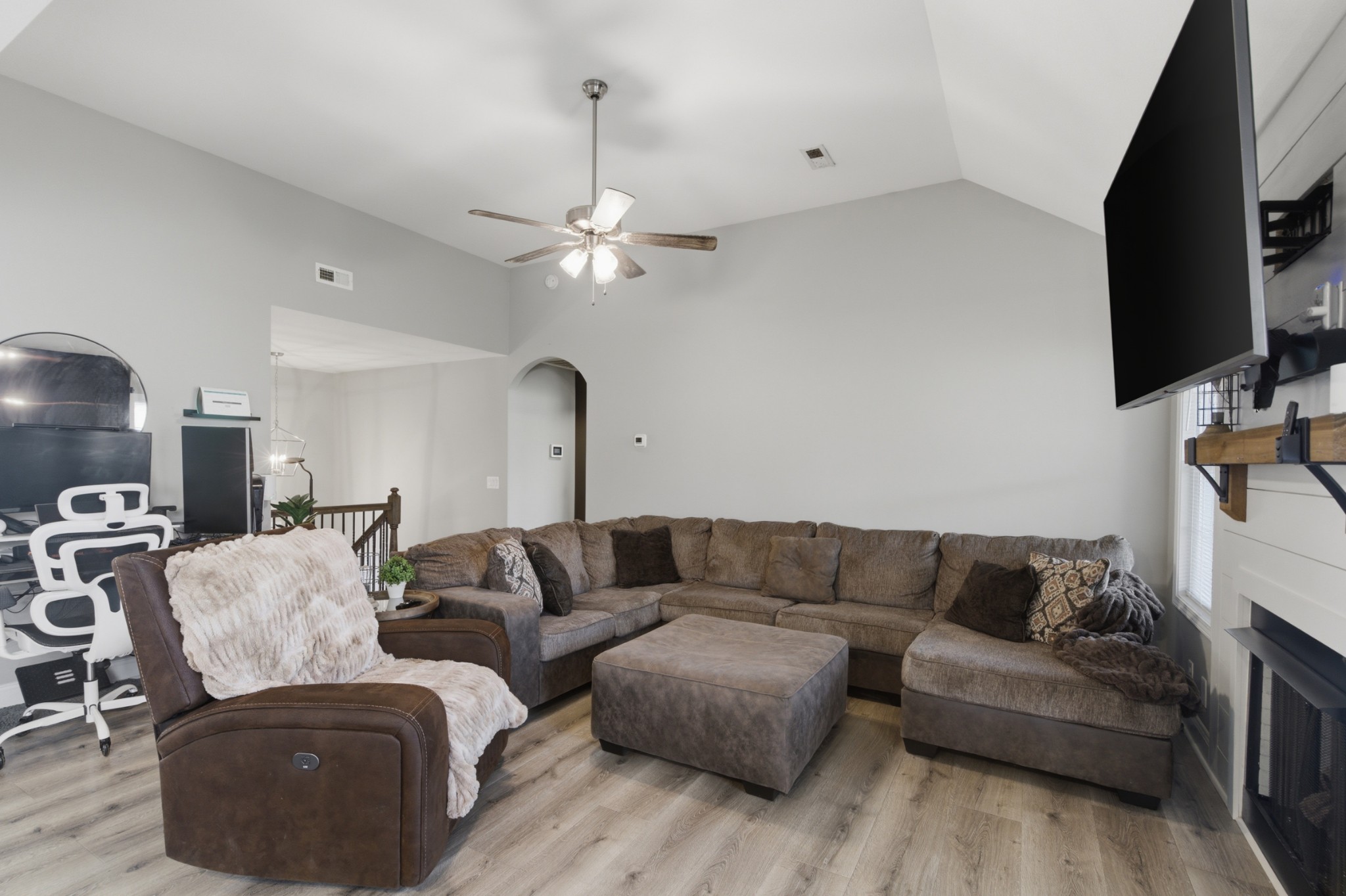 1305 Sussex Drive Clarksville TN 37042