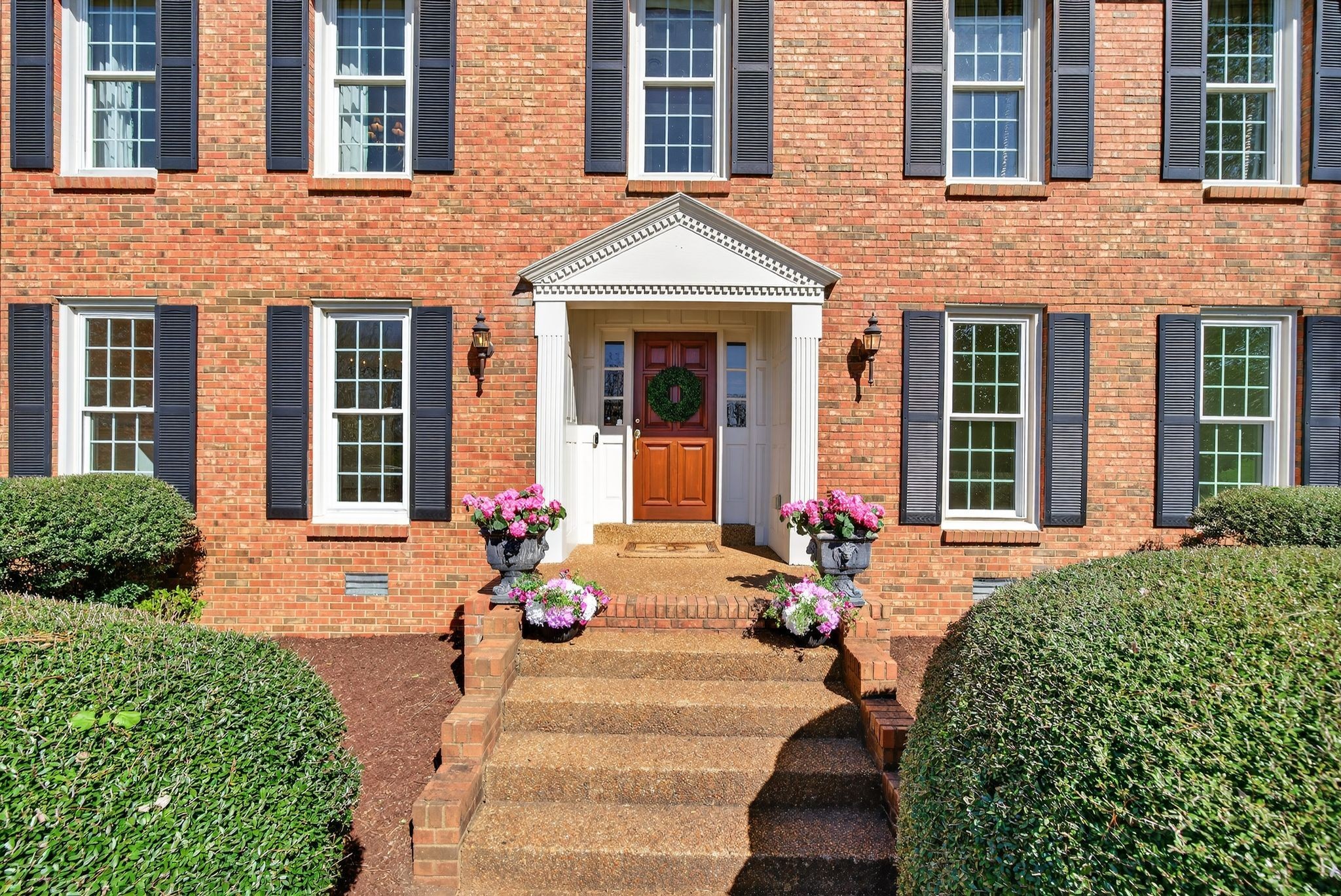 1553 N Main Street Mount Pleasant TN 38474