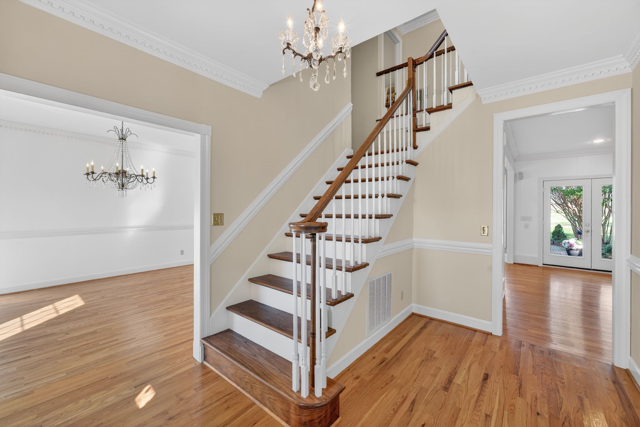 1553 N Main Street Mount Pleasant TN 38474