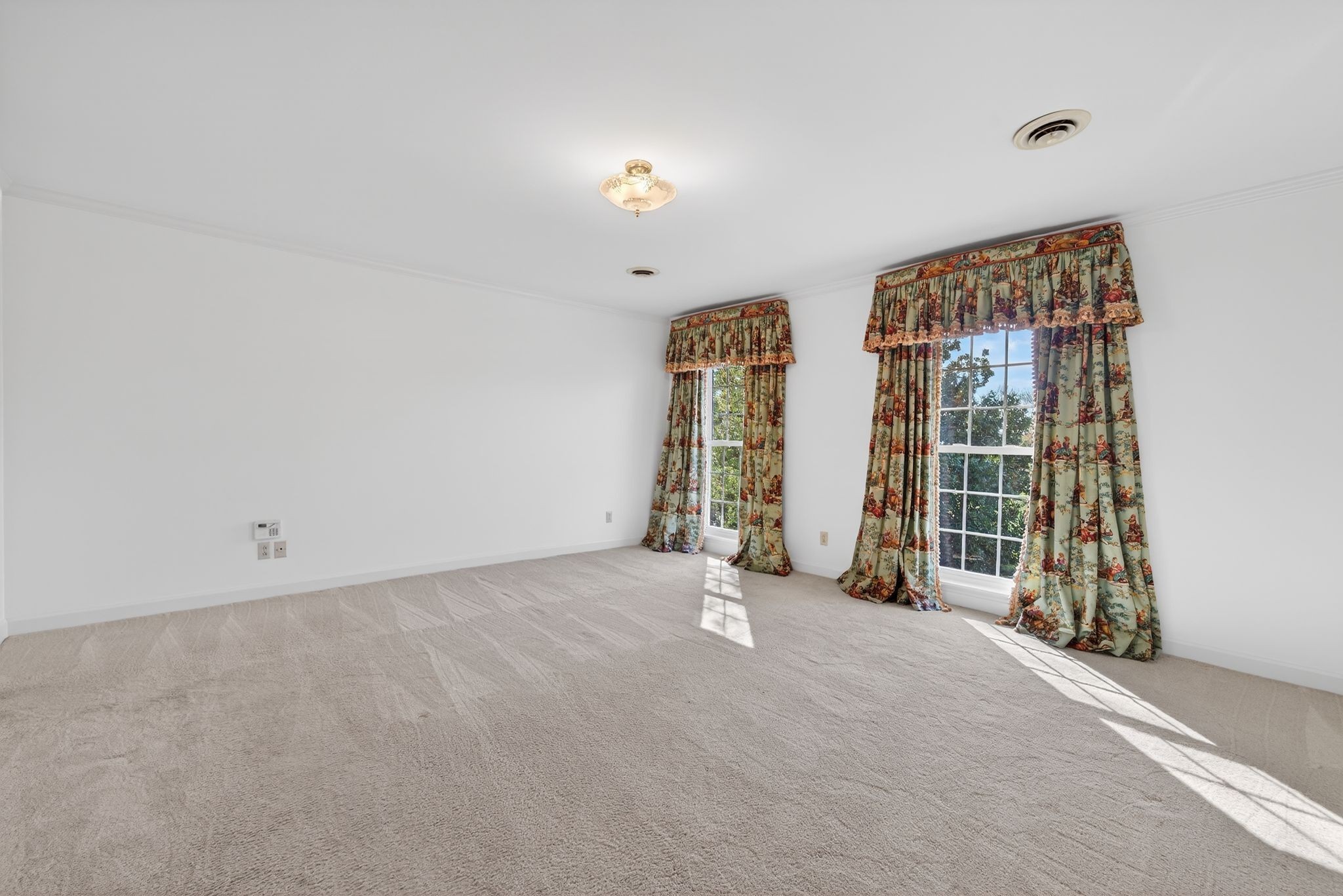 1553 N Main Street Mount Pleasant TN 38474