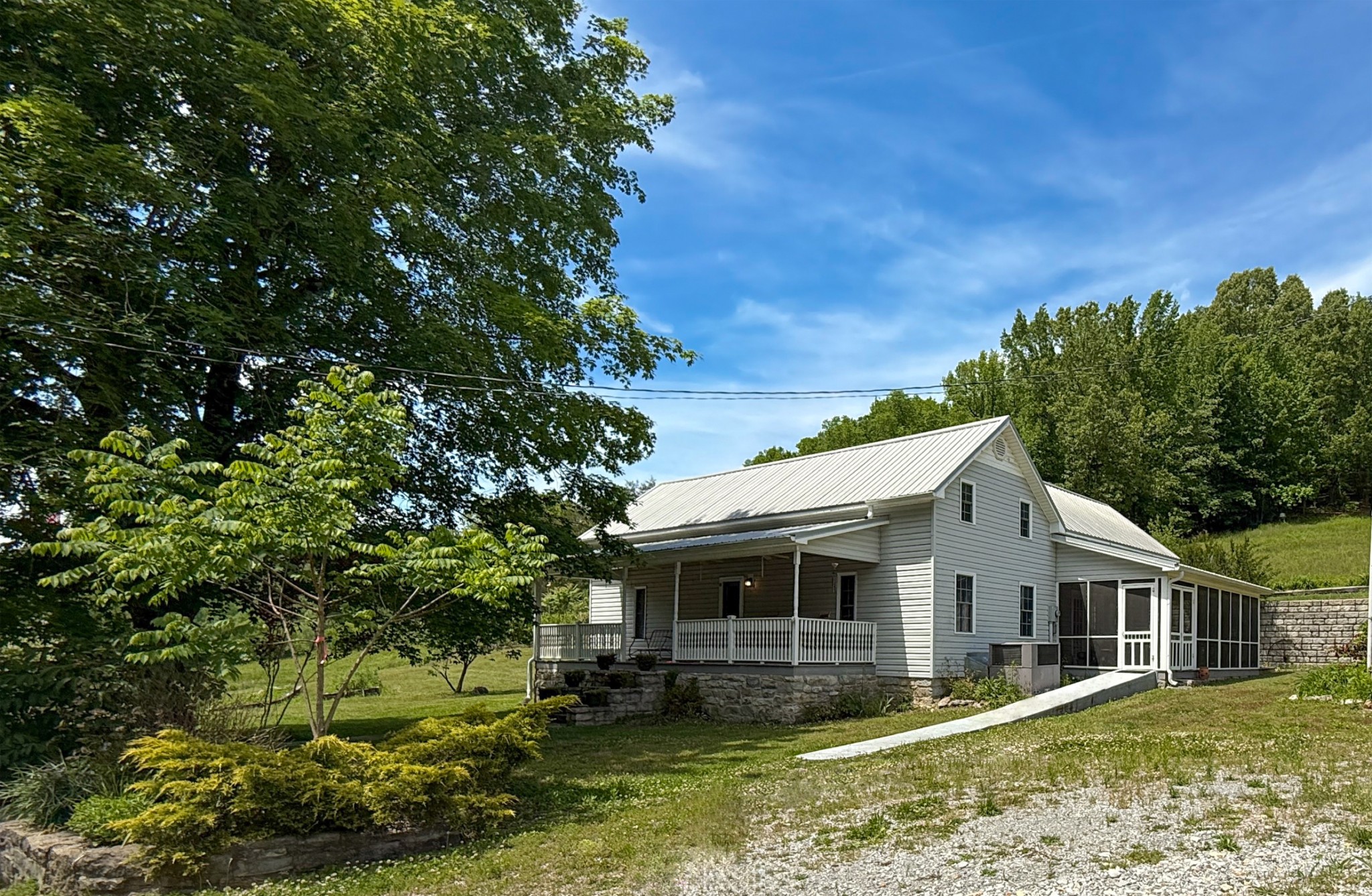 143 Buford Hughey Road Dellrose TN 38453