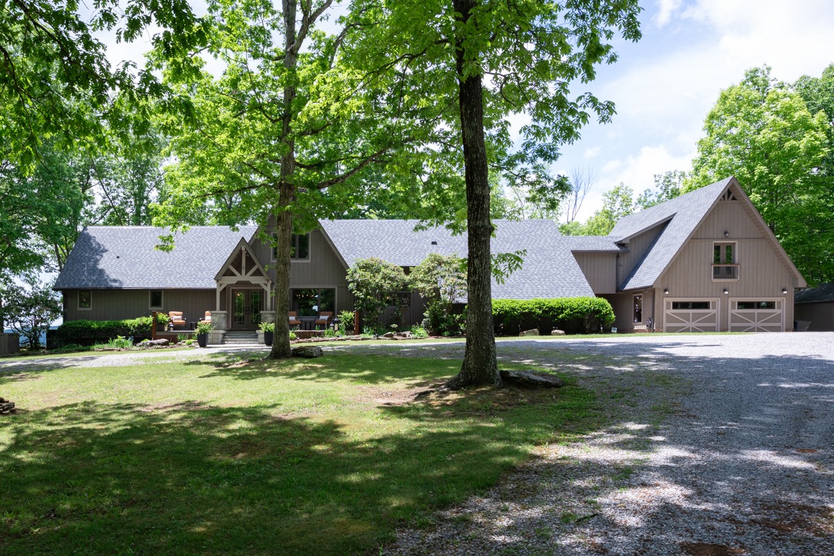 1517 Laurel Lake Drive Monteagle TN 37356