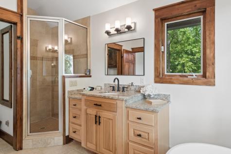 1517 Laurel Lake Drive Monteagle TN 37356