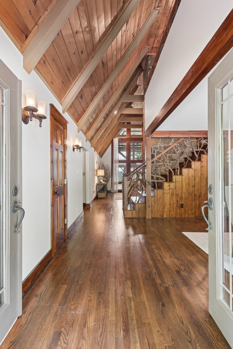 1517 Laurel Lake Drive Monteagle TN 37356