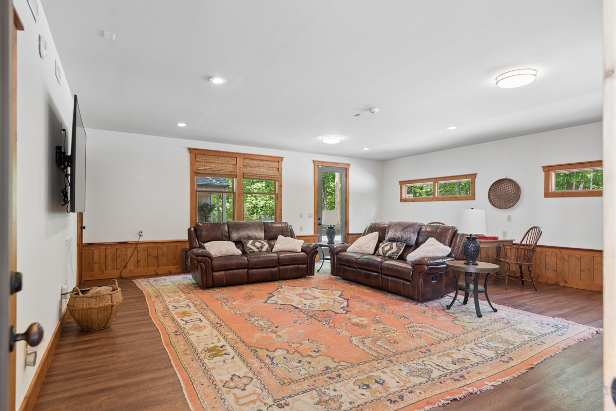 1517 Laurel Lake Drive Monteagle TN 37356