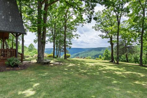 1517 Laurel Lake Drive Monteagle TN 37356