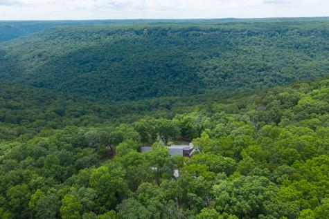 1517 Laurel Lake Drive Monteagle TN 37356