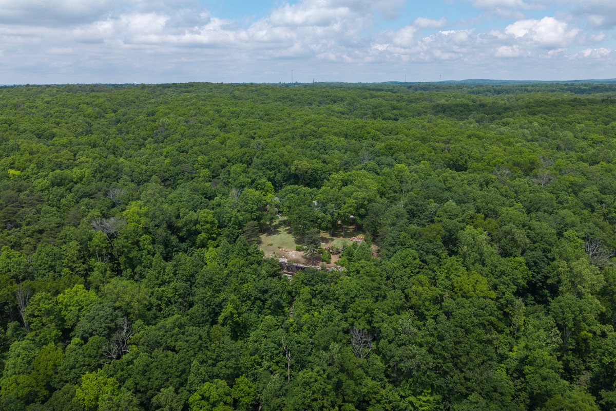 1517 Laurel Lake Drive Monteagle TN 37356
