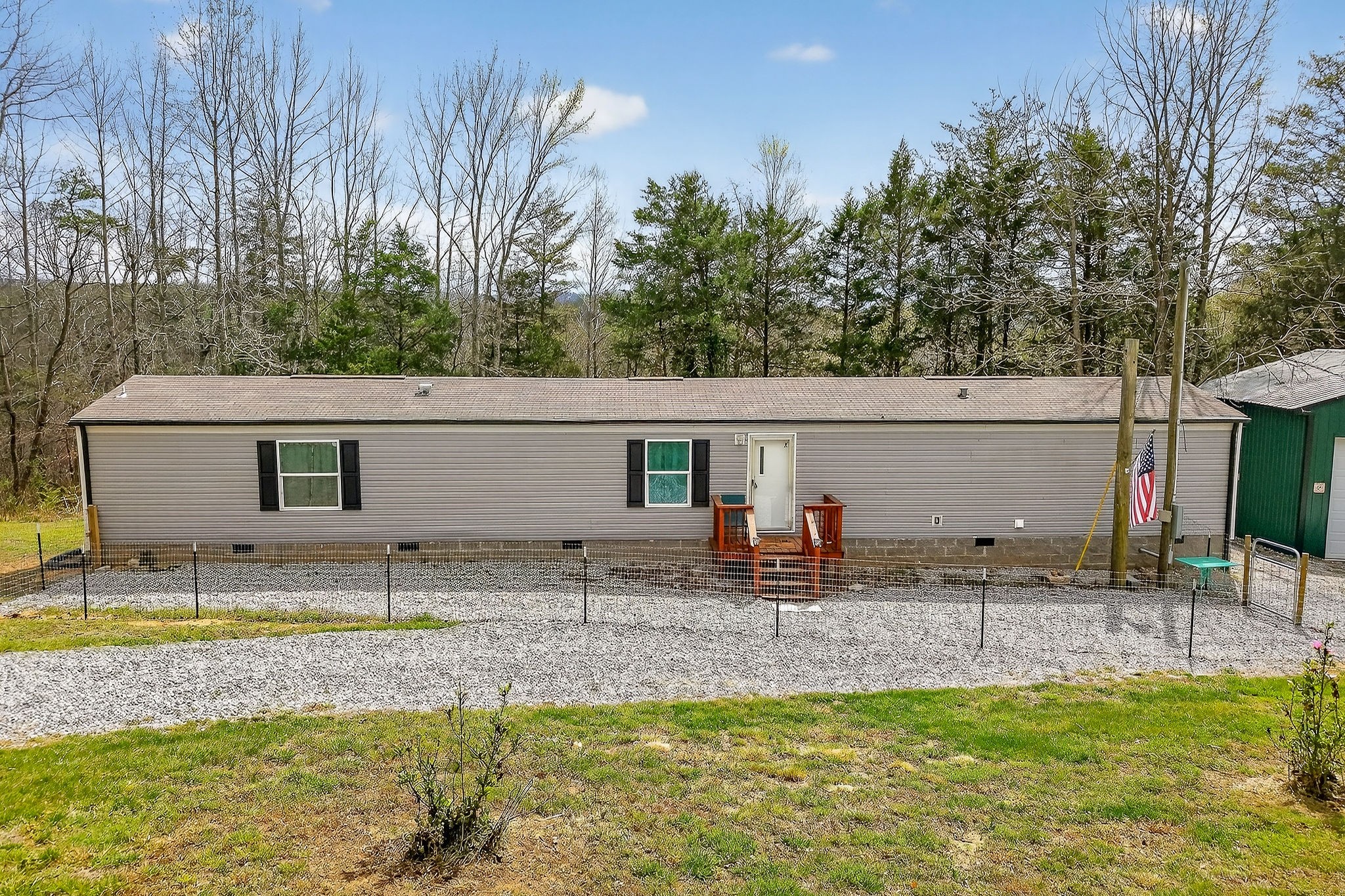 1237 Ridge Road Quebeck TN 38579