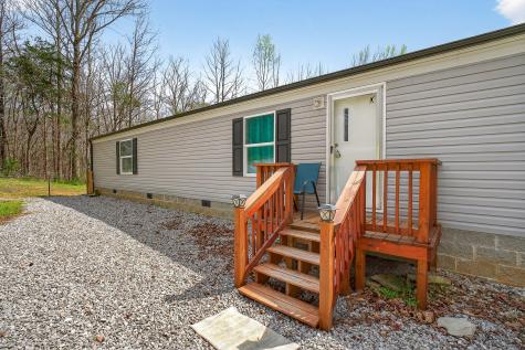 1237 Ridge Road Quebeck TN 38579