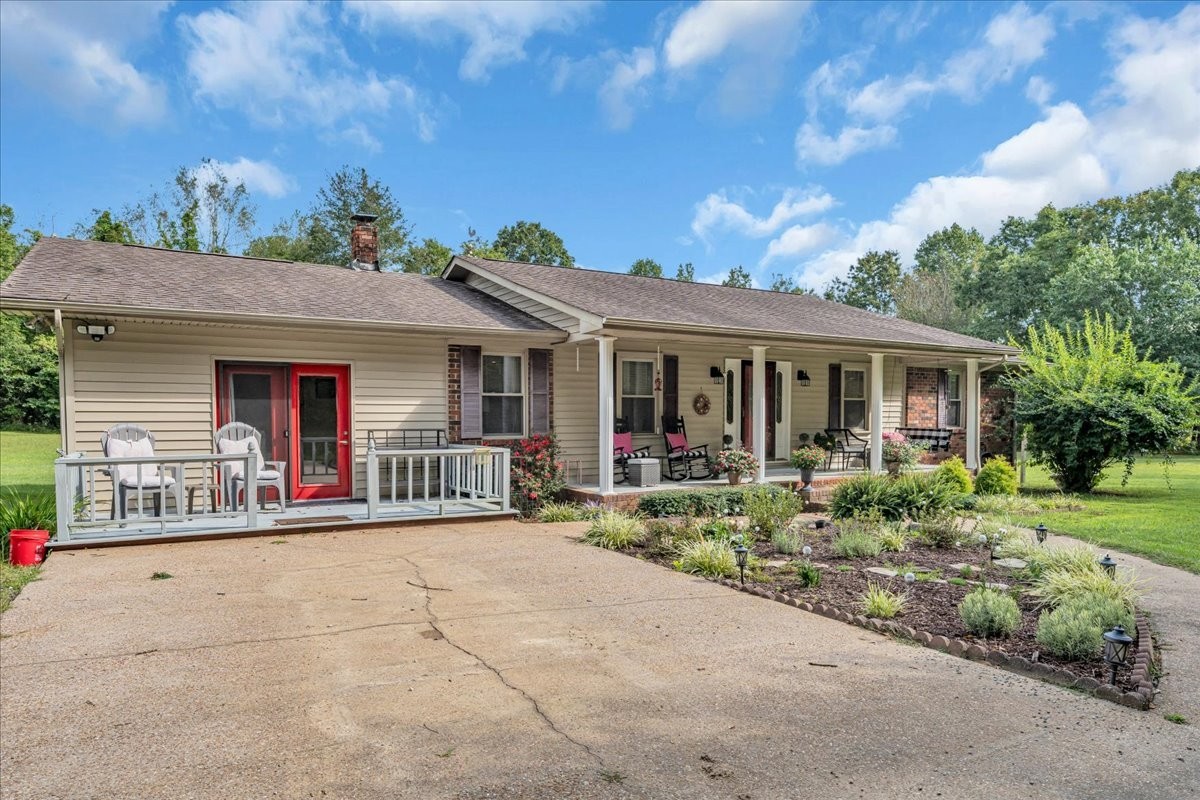 161 Brown Lane Tracy City TN 37387