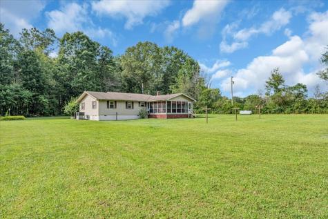 161 Brown Lane Tracy City TN 37387