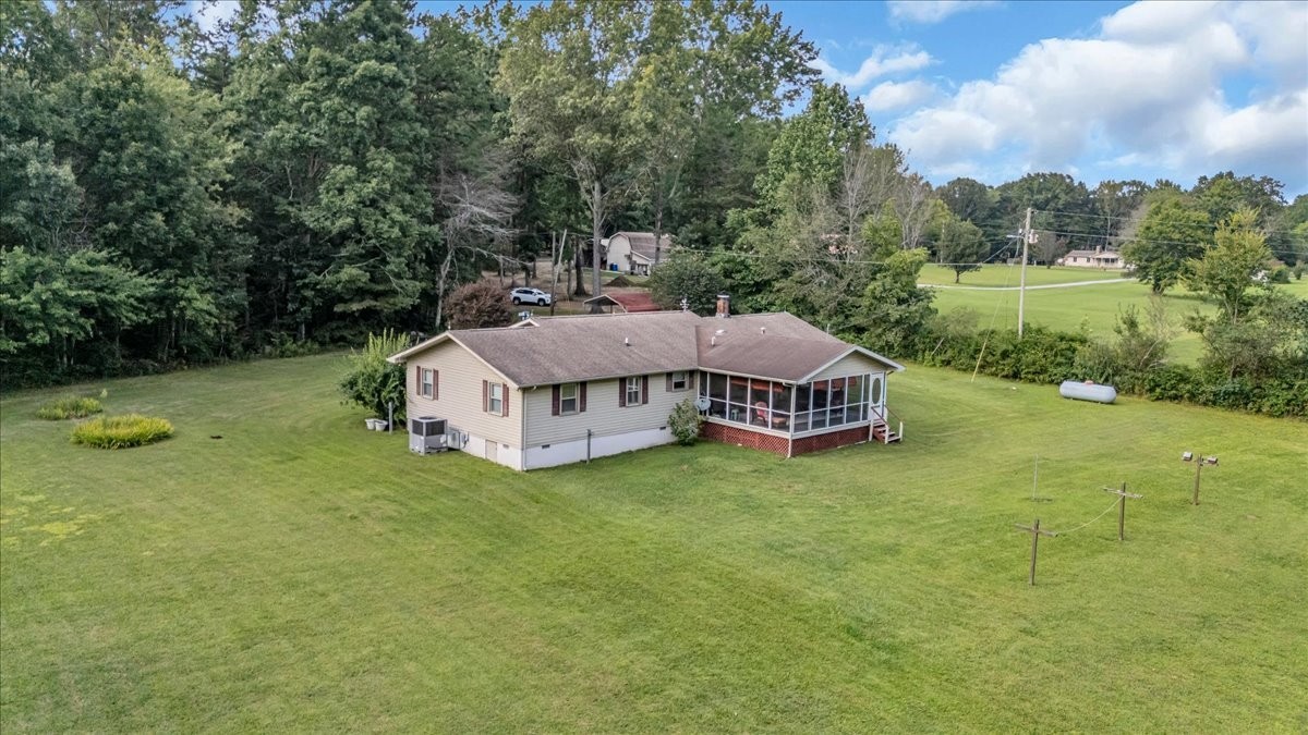 161 Brown Lane Tracy City TN 37387