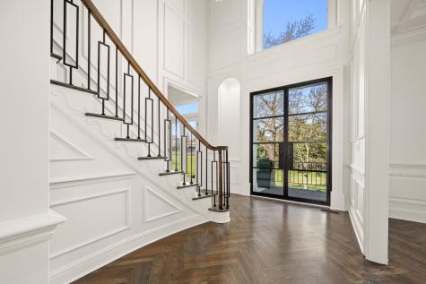 135 Abbottsford Nashville TN 37215