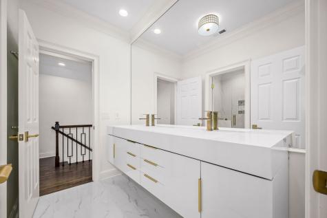 135 Abbottsford Nashville TN 37215