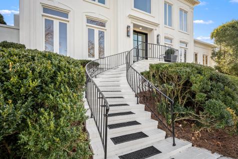 135 Abbottsford Nashville TN 37215