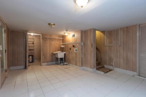 8643 Poplar Pike Memphis TN 38138
