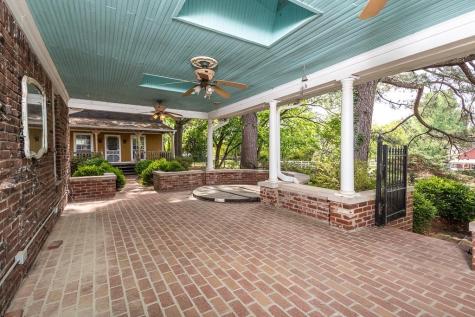 8643 Poplar Pike Memphis TN 38138