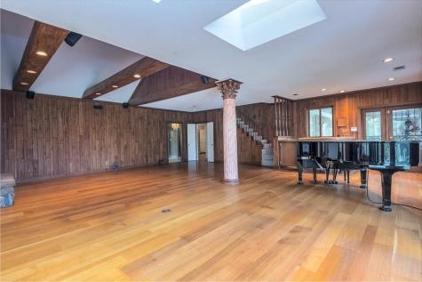 8643 Poplar Pike Memphis TN 38138