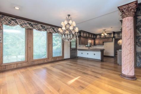 8643 Poplar Pike Memphis TN 38138
