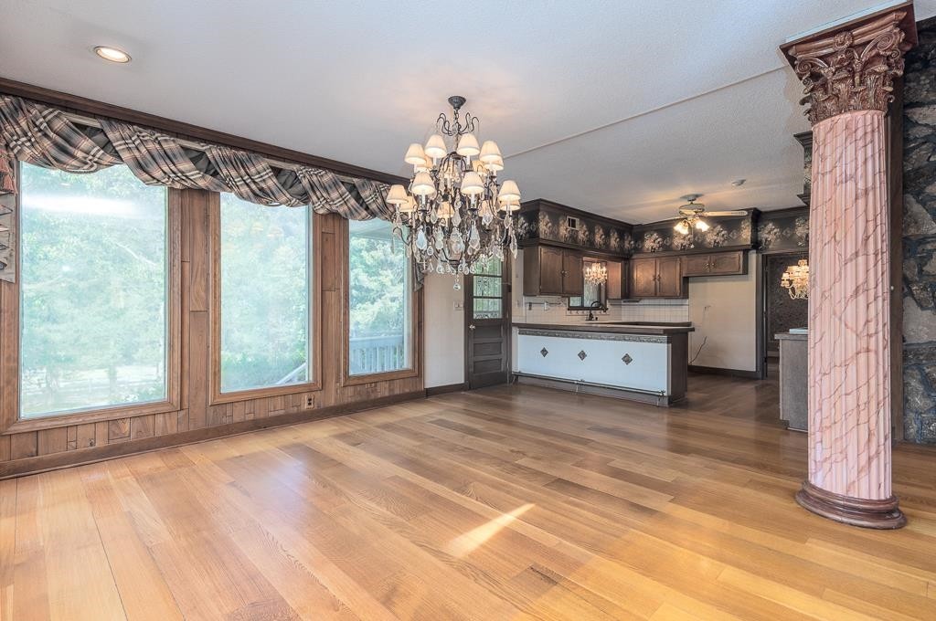 8643 Poplar Pike Memphis TN 38138
