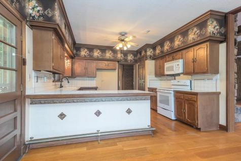 8643 Poplar Pike Memphis TN 38138