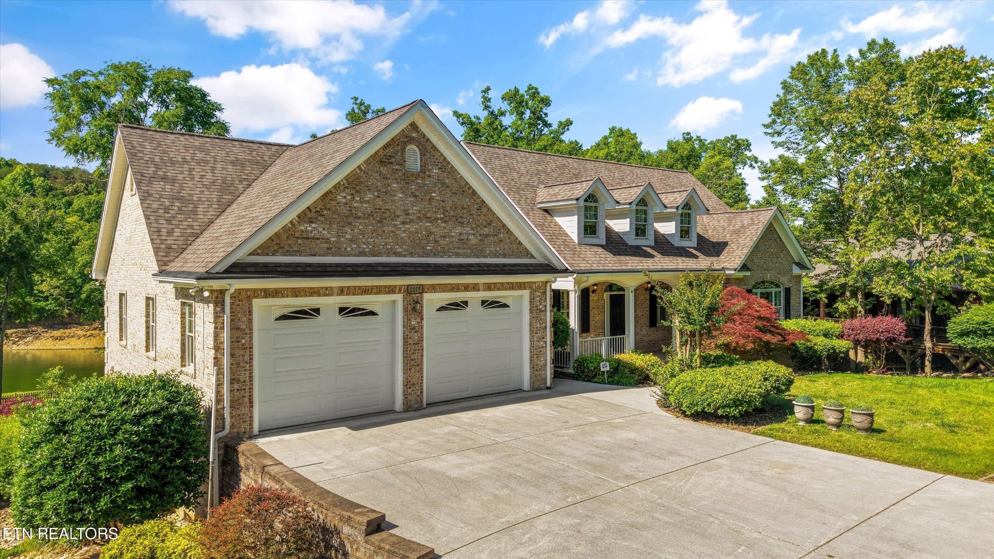 2177 Riverview Drive Dandridge TN 37725