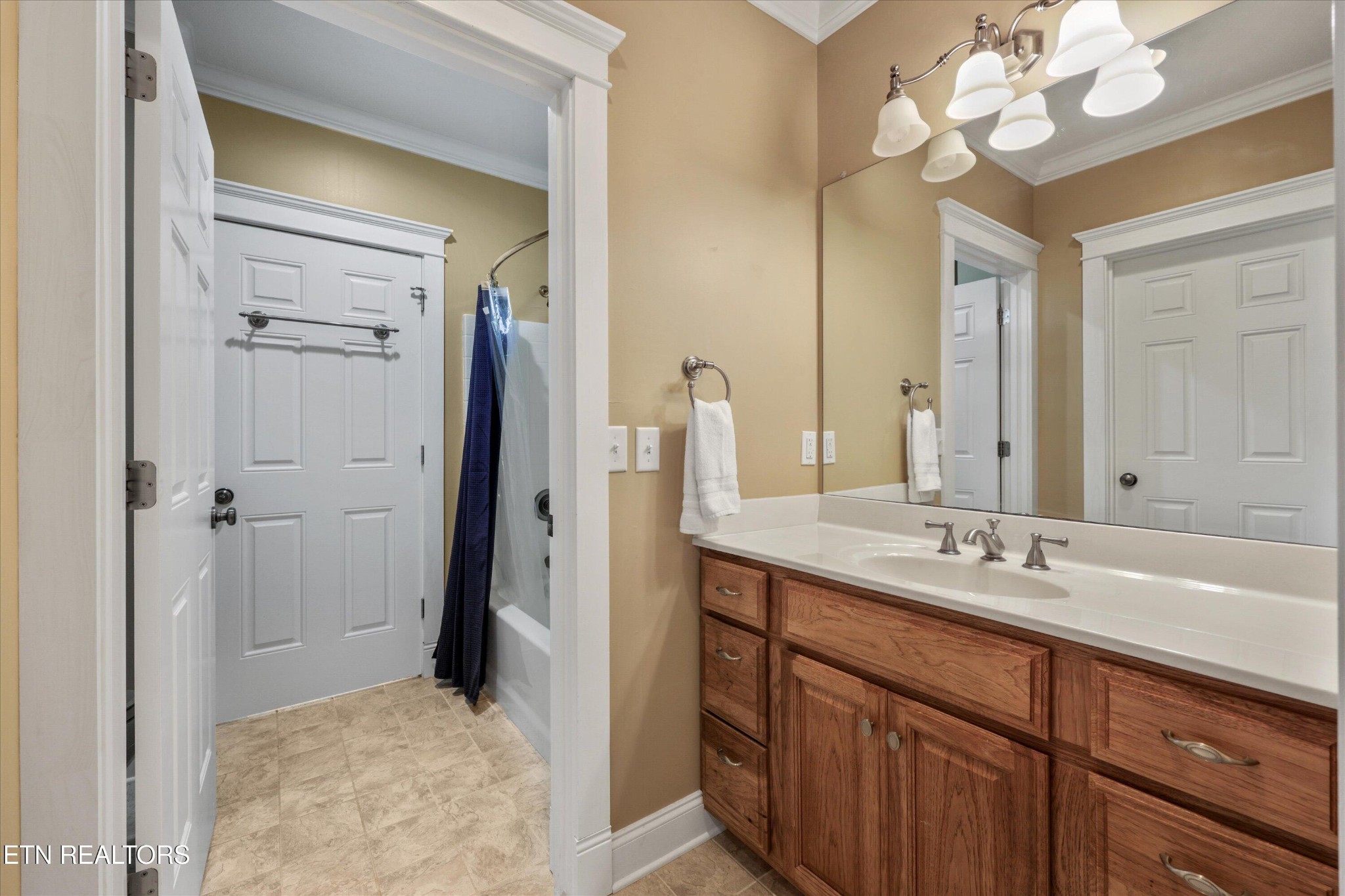 2177 Riverview Drive Dandridge TN 37725