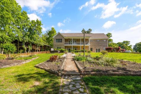 2177 Riverview Drive Dandridge TN 37725
