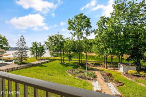 2177 Riverview Drive Dandridge TN 37725