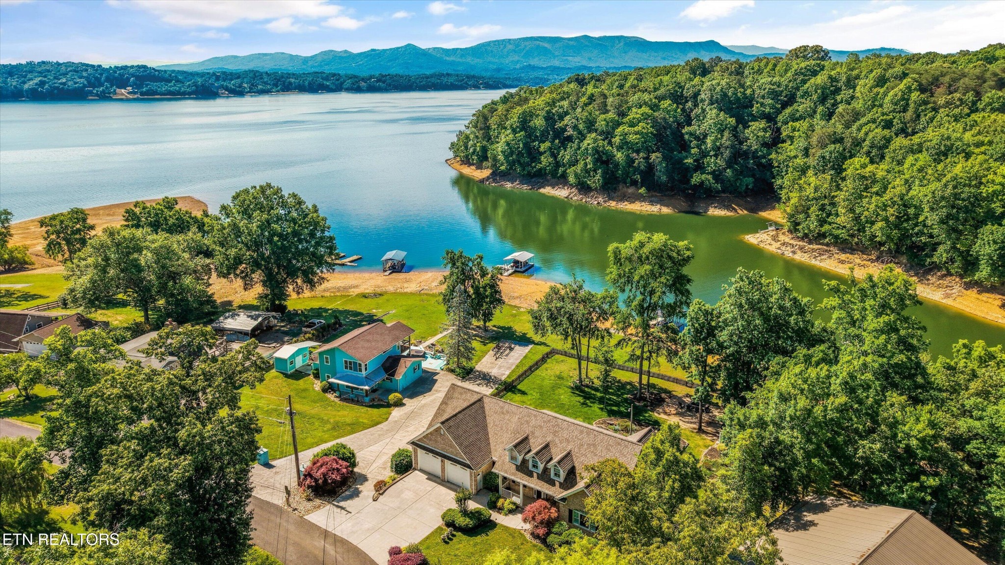 2177 Riverview Drive Dandridge TN 37725