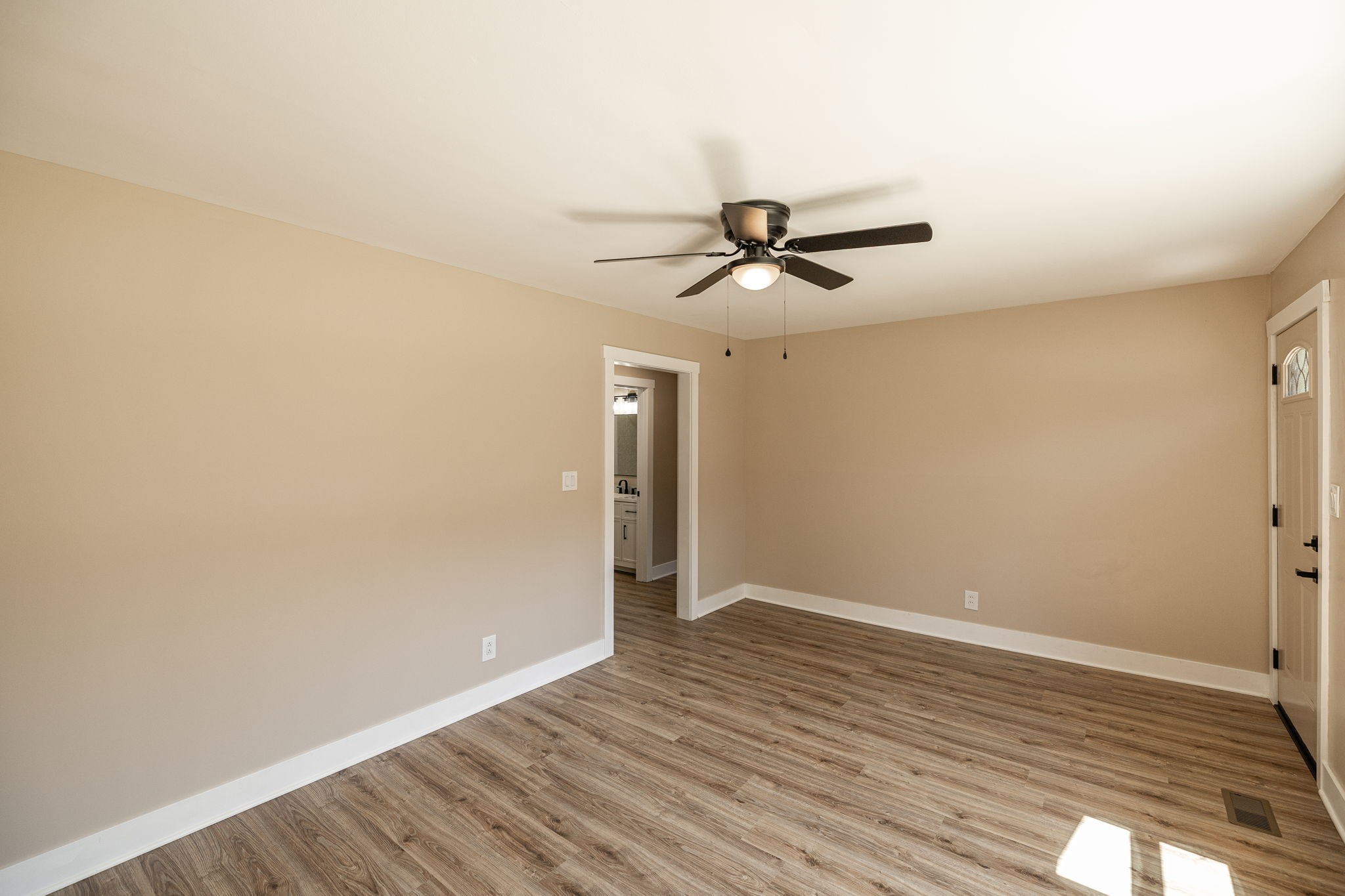 2017 Old Greenbrier Pike Greenbrier TN 37073