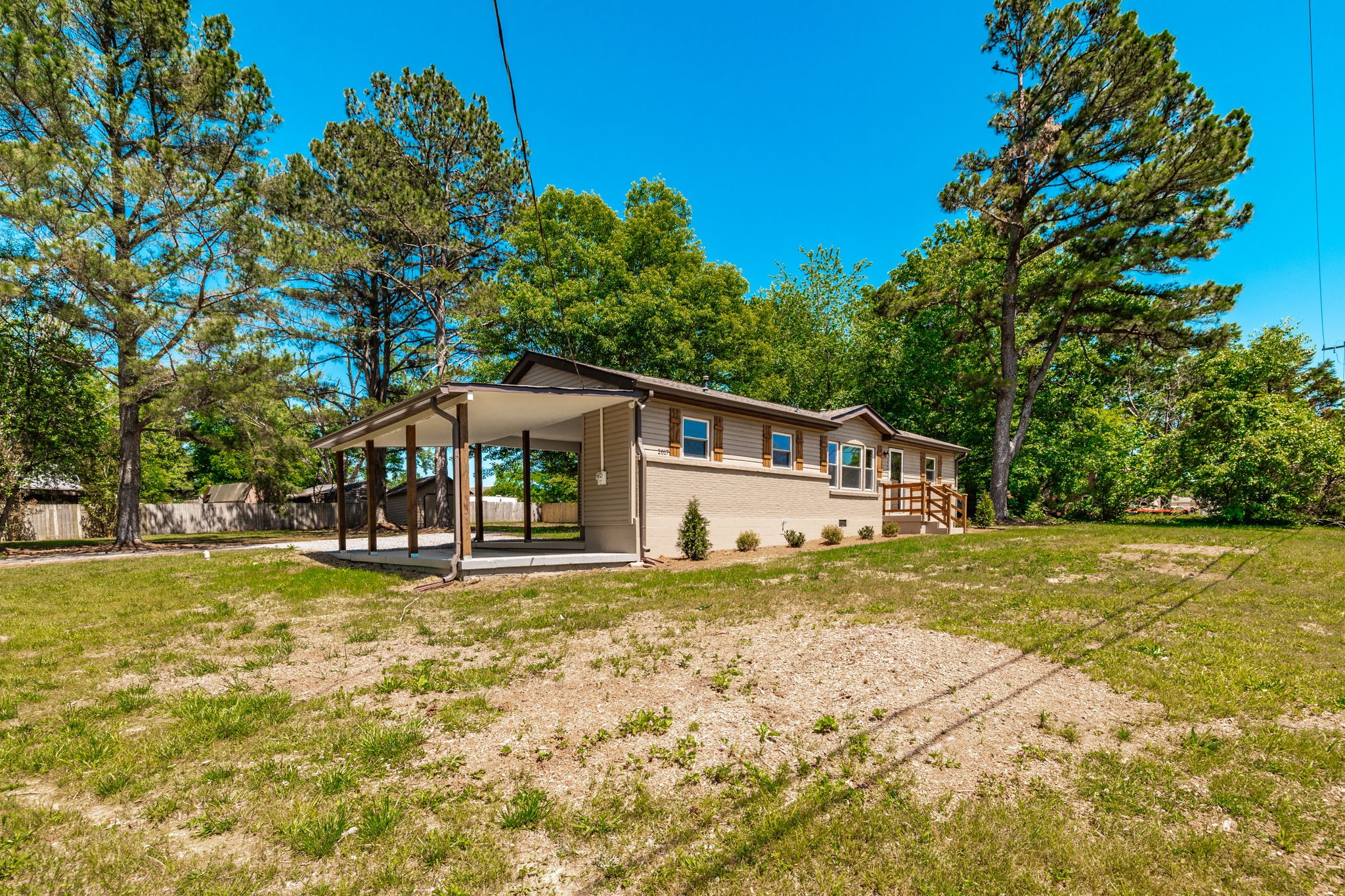 2017 Old Greenbrier Pike Greenbrier TN 37073