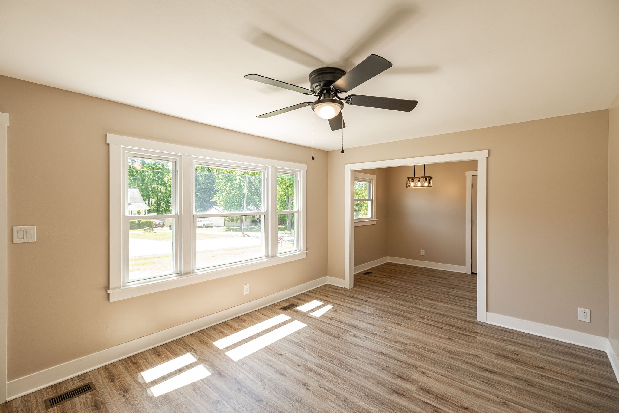 2017 Old Greenbrier Pike Greenbrier TN 37073