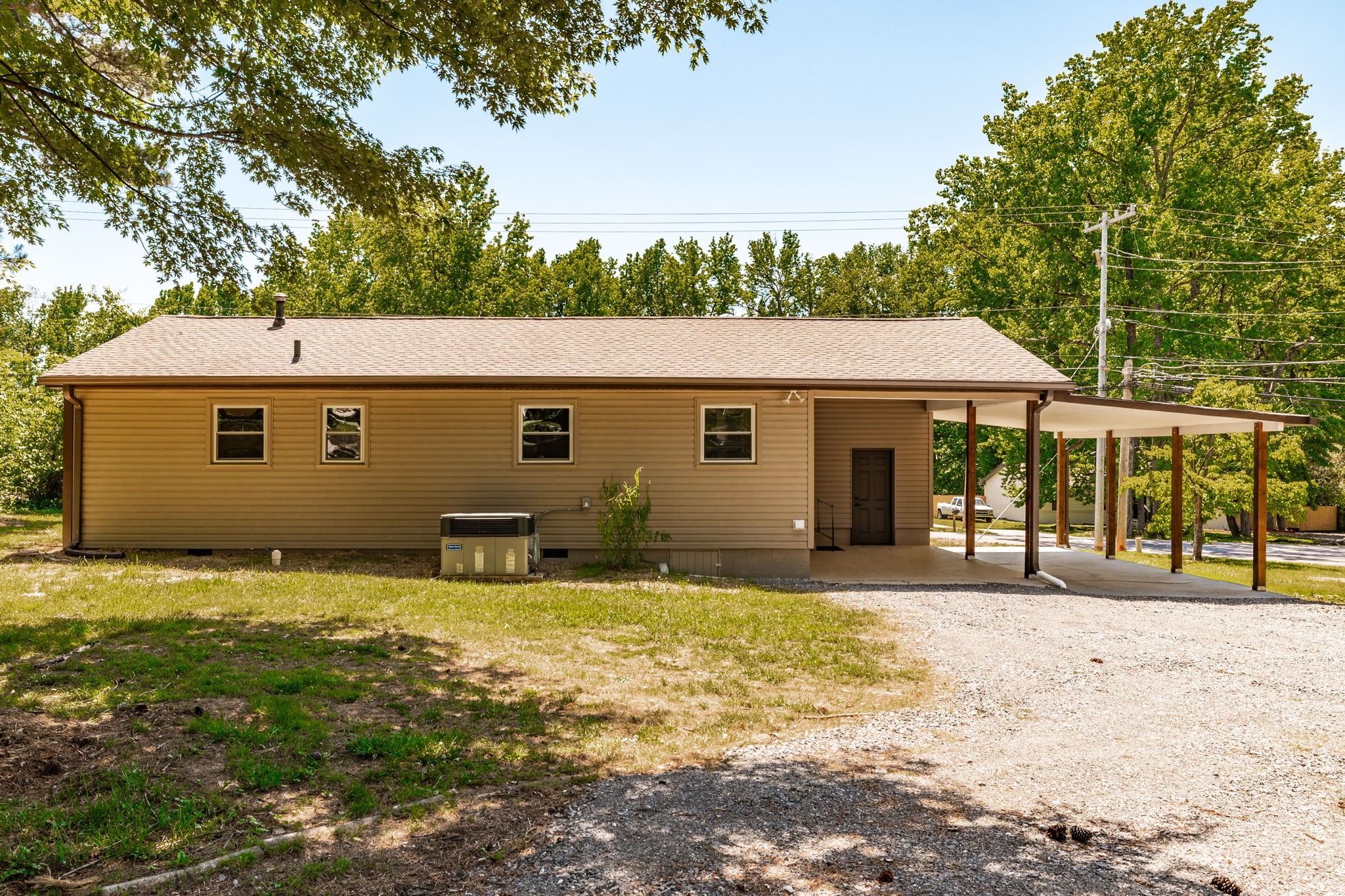 2017 Old Greenbrier Pike Greenbrier TN 37073