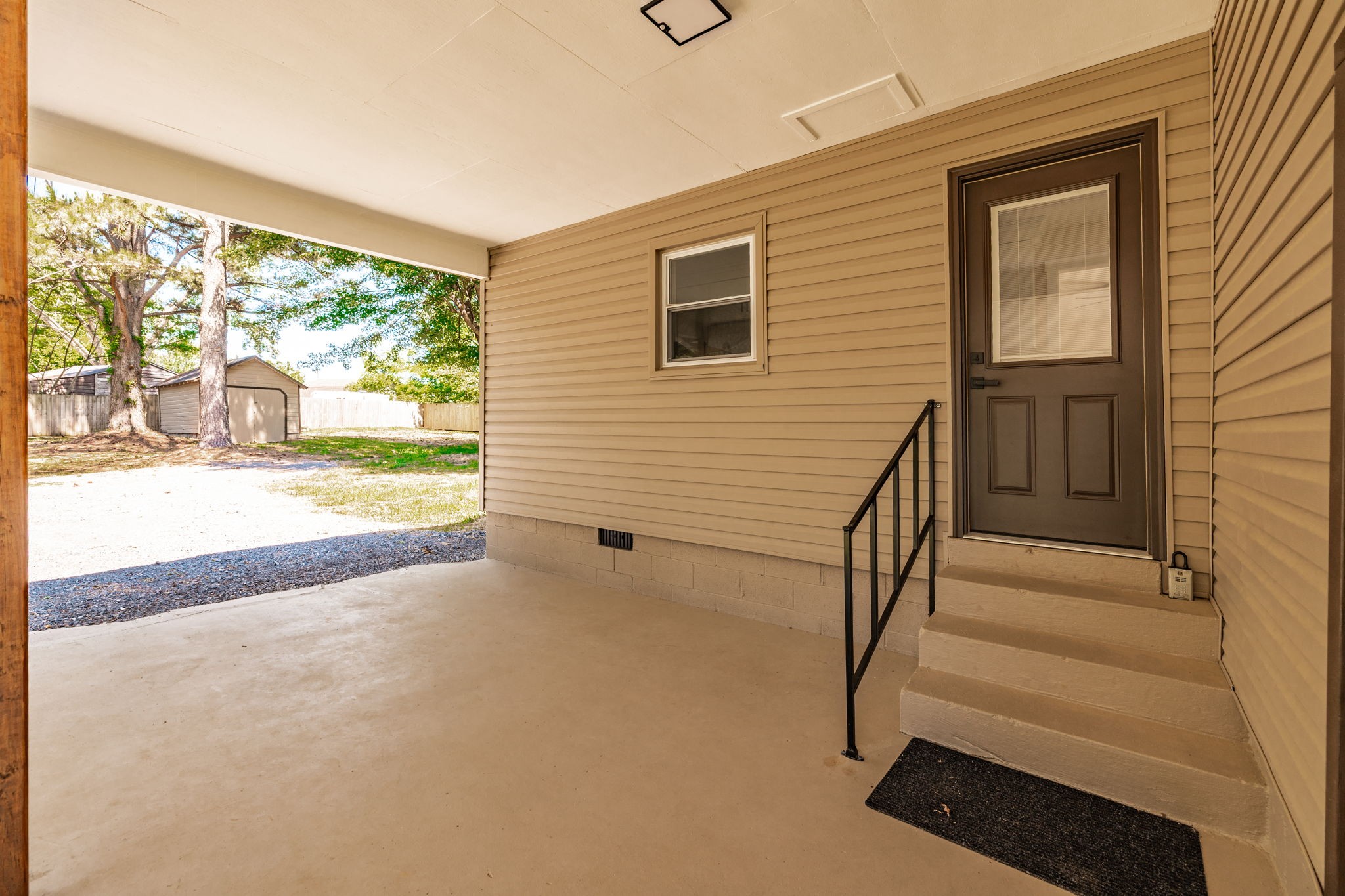 2017 Old Greenbrier Pike Greenbrier TN 37073