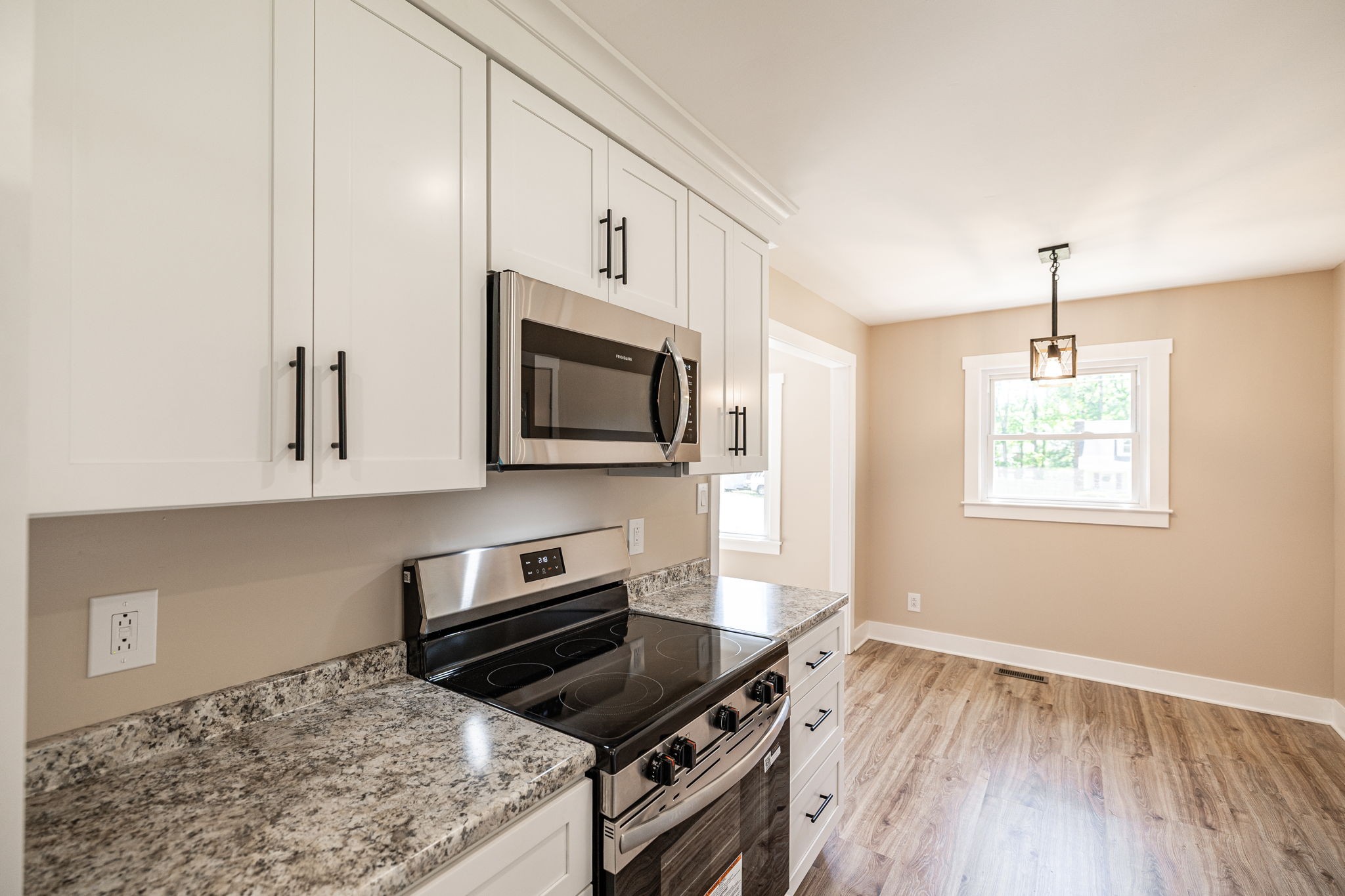 2017 Old Greenbrier Pike Greenbrier TN 37073