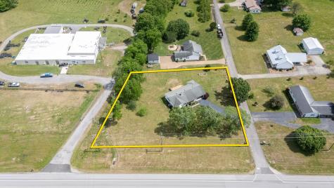 29 Bryson Street Auburntown TN 37016