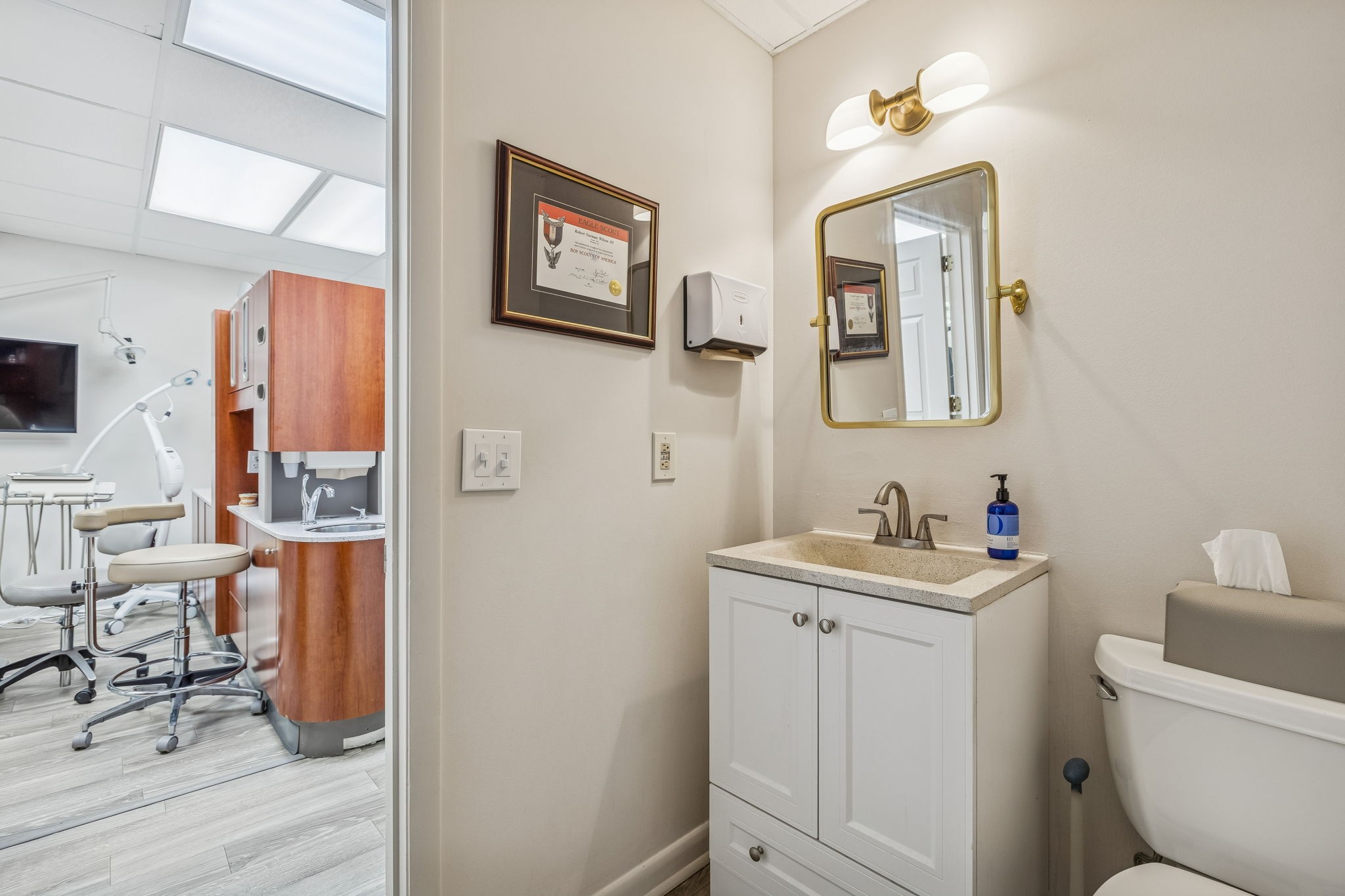 165 Belle Forest Circle Nashville TN 37221