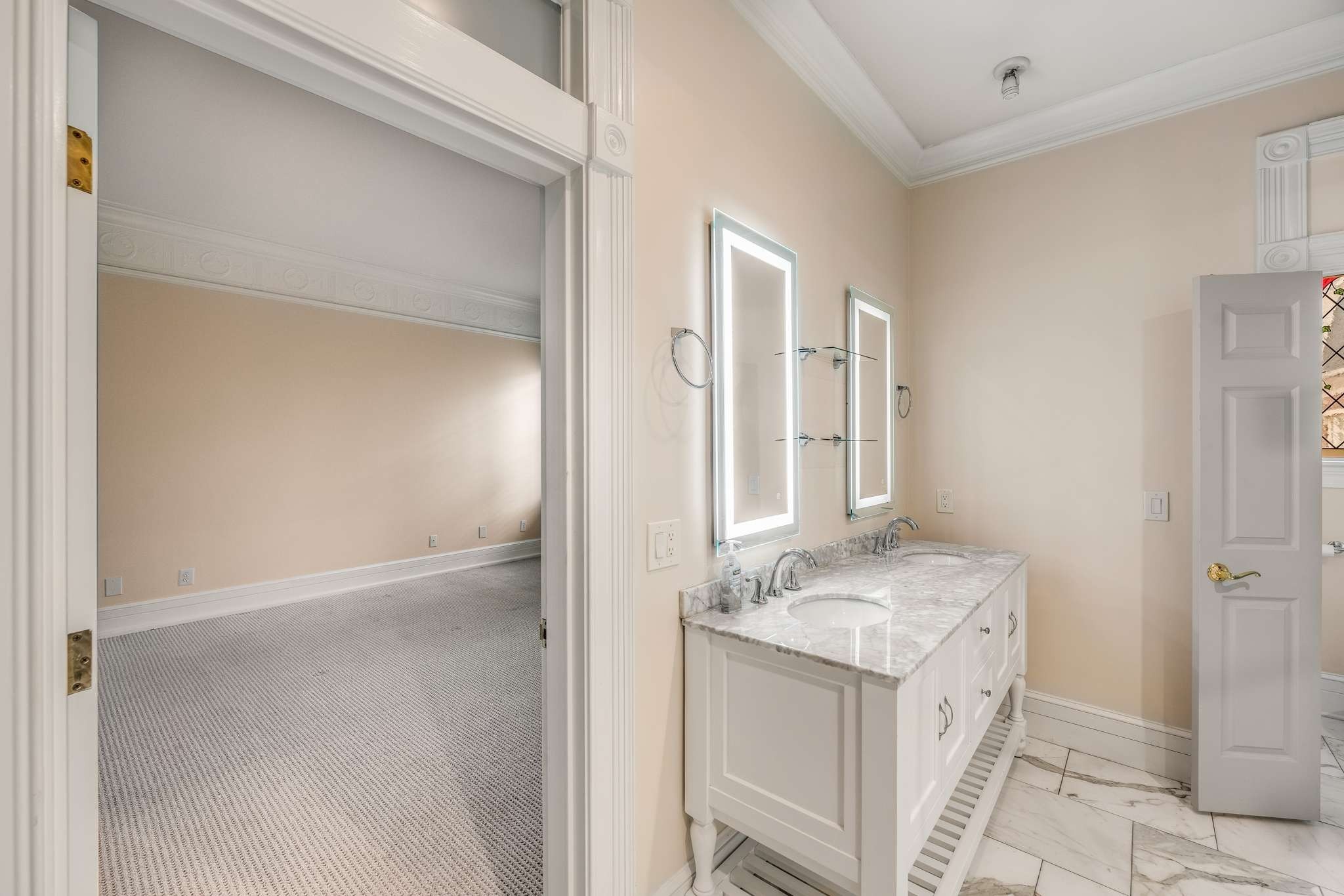 3626 W End Avenue Nashville TN 37205