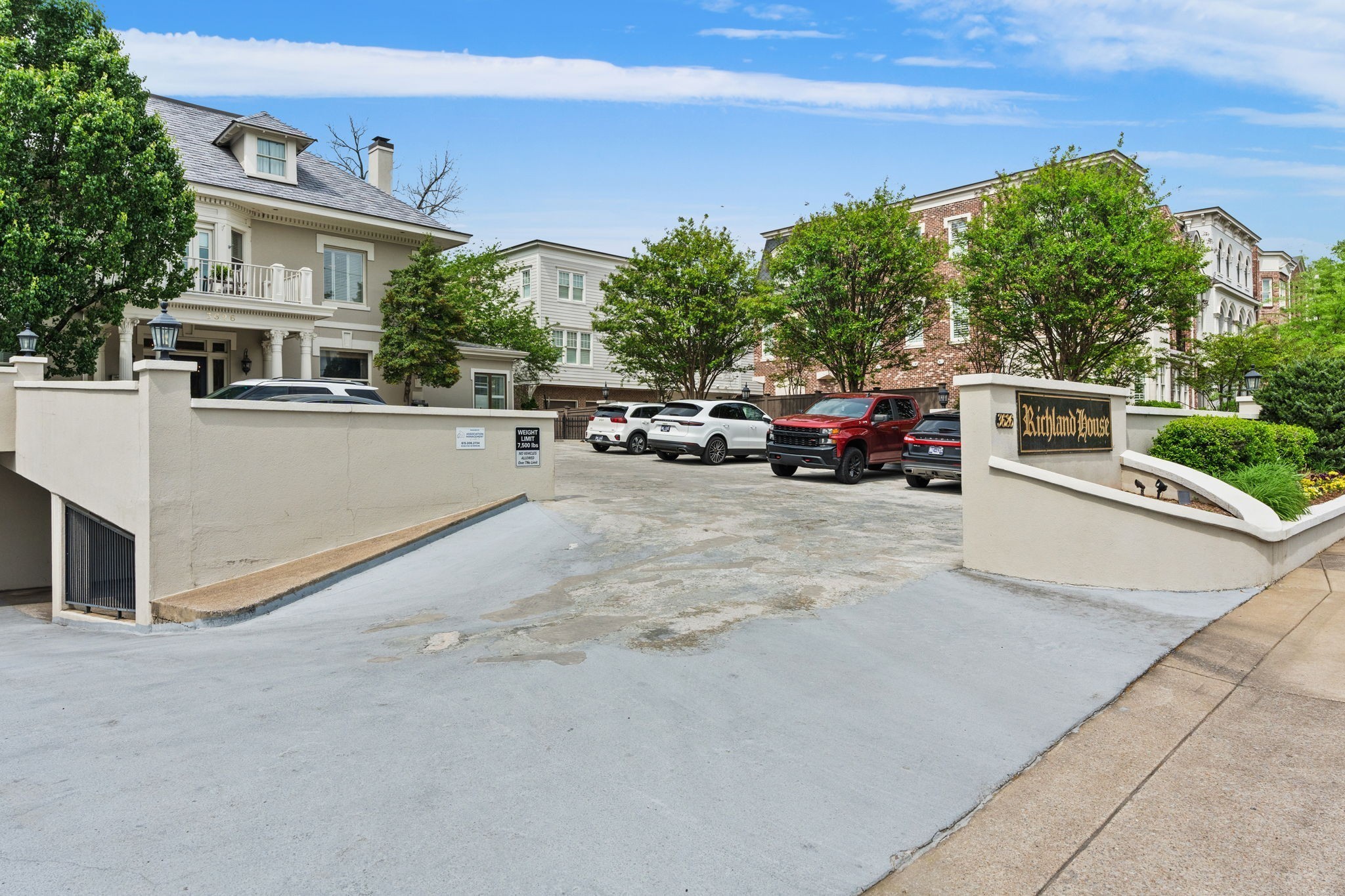 3626 W End Avenue Nashville TN 37205