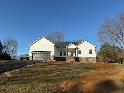 1322 E Blythe Street Paris TN 38242