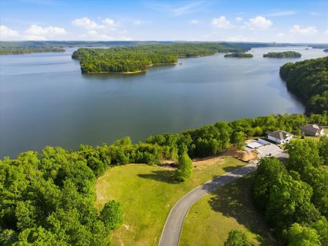 240 River Run Trail Spring City TN 37381