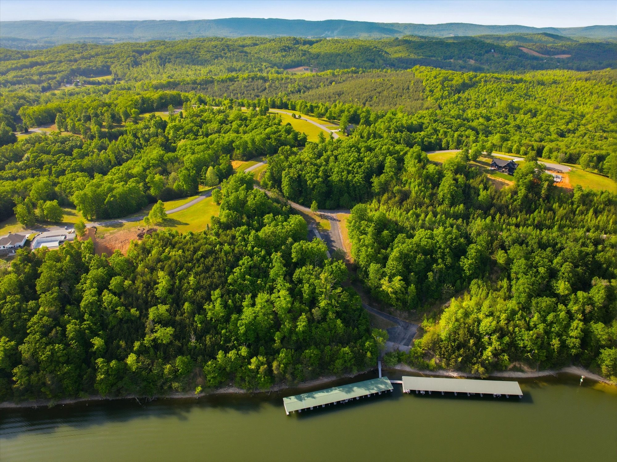 240 River Run Trail Spring City TN 37381