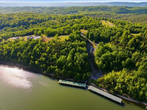 240 River Run Trail Spring City TN 37381