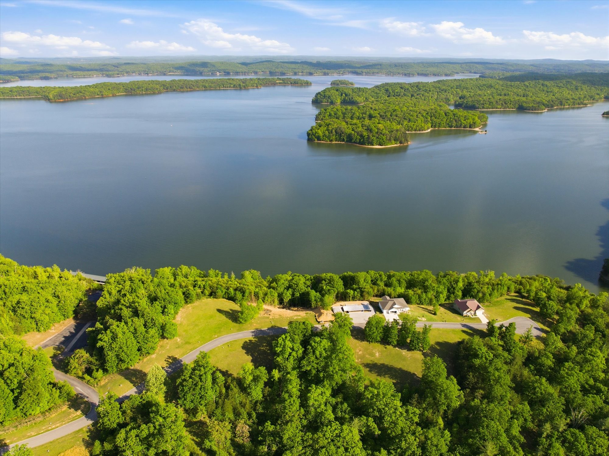 240 River Run Trail Spring City TN 37381