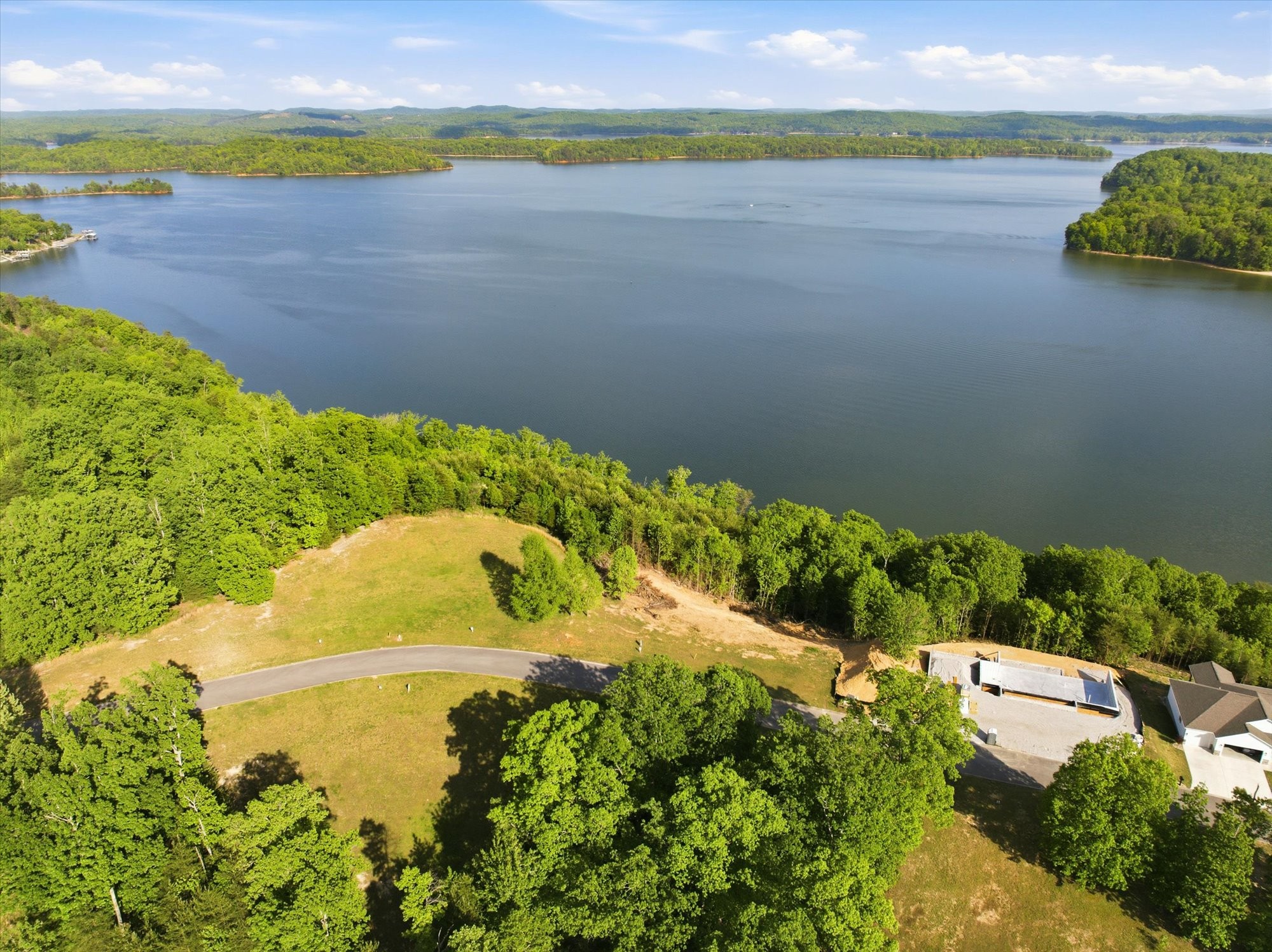 240 River Run Trail Spring City TN 37381