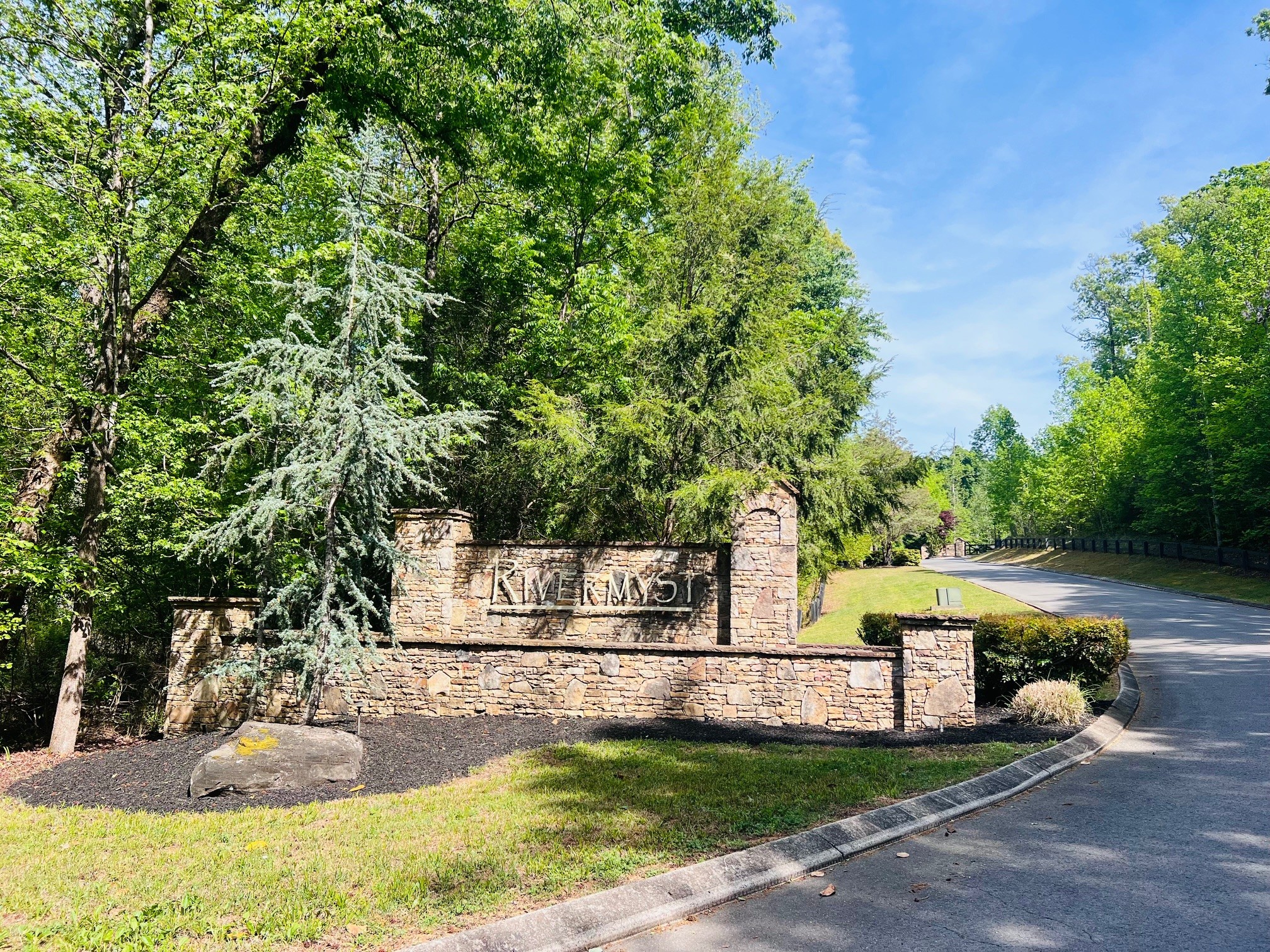 240 River Run Trail Spring City TN 37381